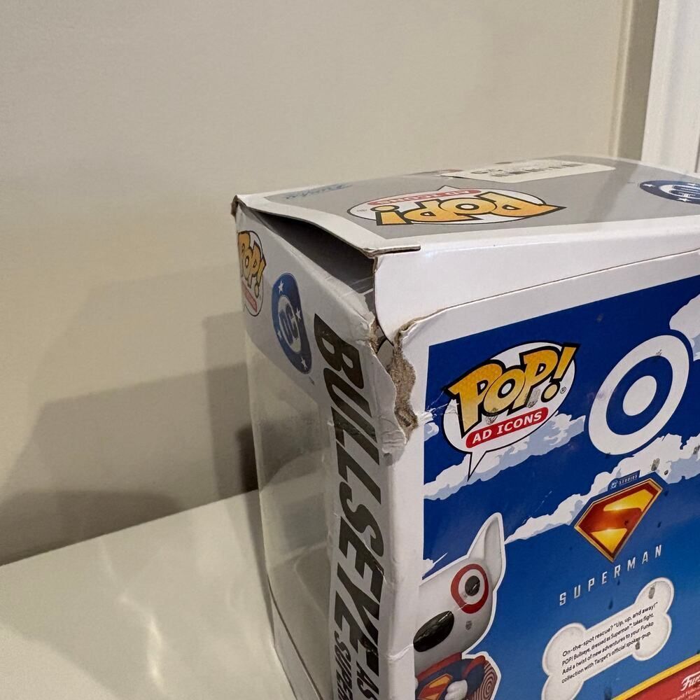 Target Bullseye as Superman Funko Pop 249 - Picture 6 of 10